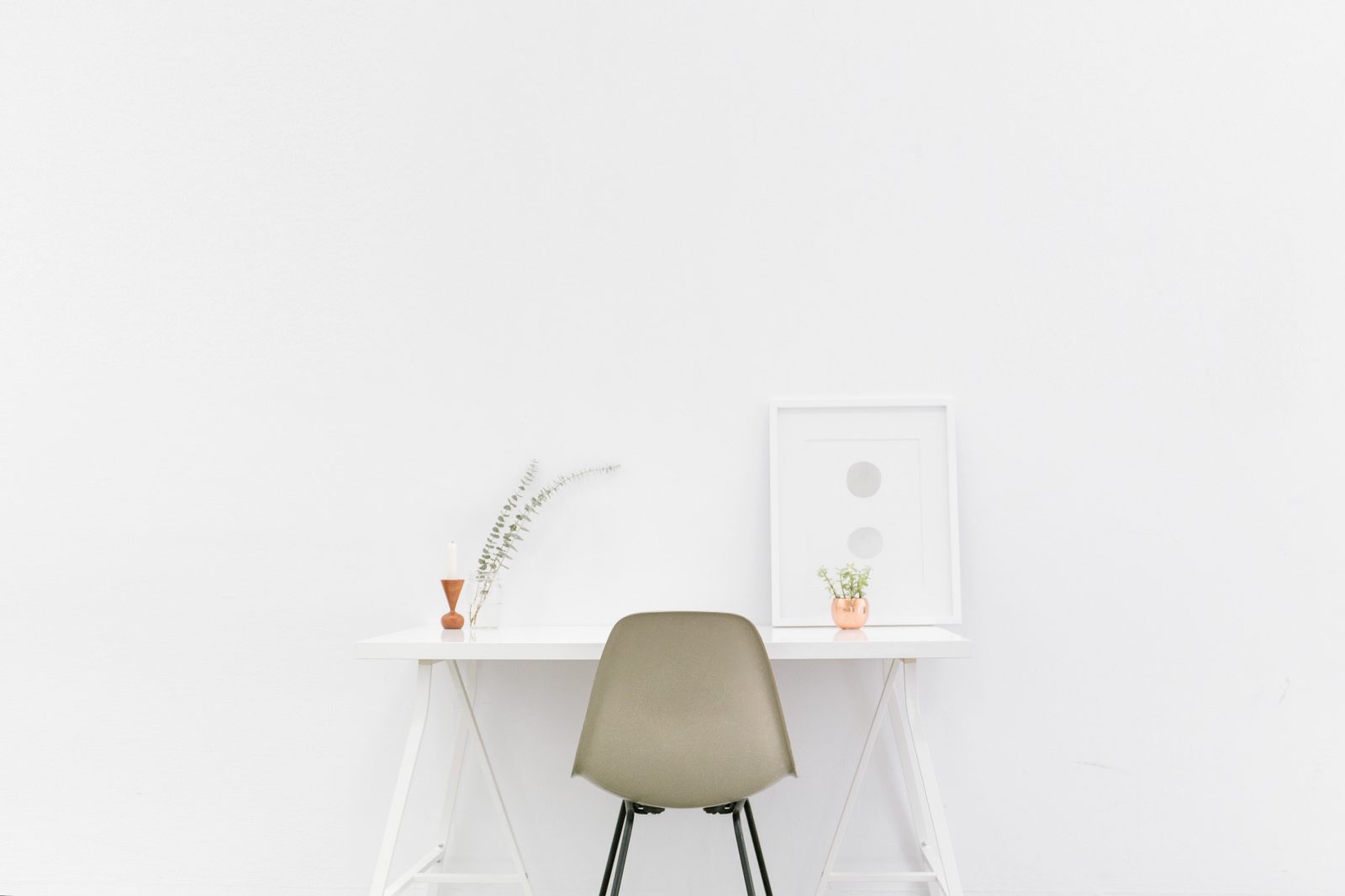 Apartment chair contemporary